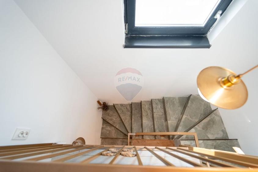 Comision 0%! | Proprietate cu terasa, semineu | 400 mp teren, Izvor! - 10