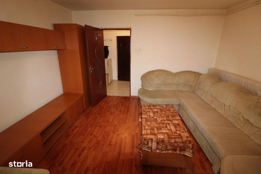 Vand garsoniera in Hunedoara, zona Micro1-Str.Postei/Union, 28mp... - 6