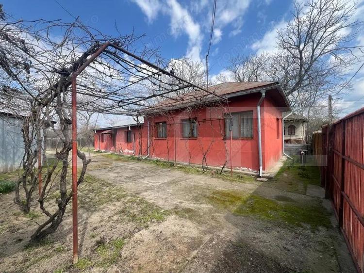 Casa pe parter, 75mp, teren generos 2000mp, Troaca - 1