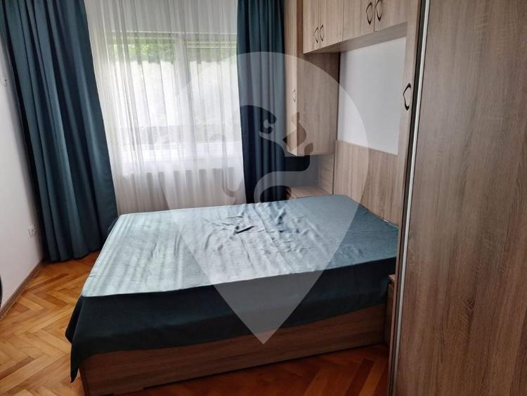 Apartament 3 camere  Tractorul / 13 decembrie / Faget - loc de parcare - 3