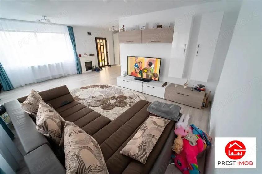 Casa standarde ridicate, la cheie , 4 + camere, cu garaj atasat de casa si 410 mp teren, Sancraiul - 1