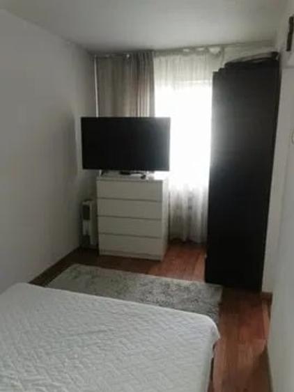 Apartament cu 2 camere semidecomandat, mobilat în Podul de Piatră - 3