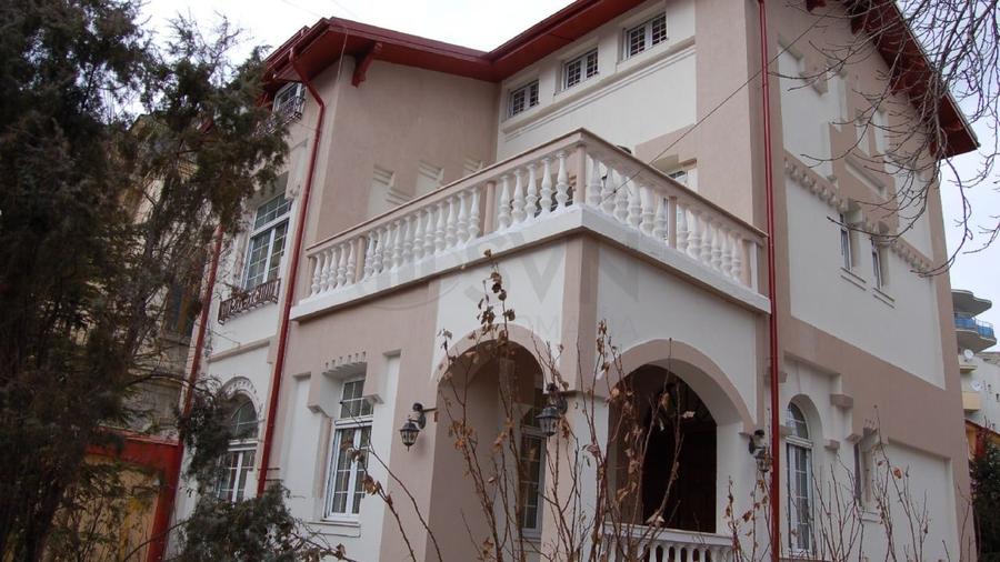 REV0006616 Vila superba l Palatul Parlamentului l piscina l teren 870mp - 1