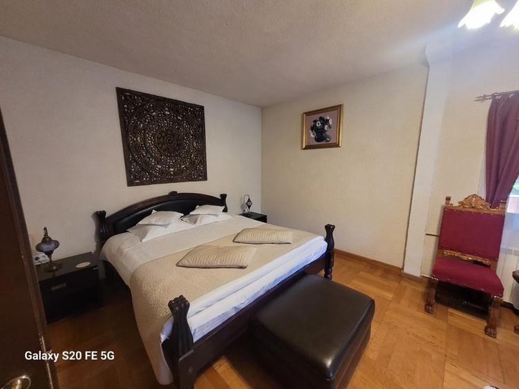 VILA D+P+E+M DE VANZARE IN SINAIA - 12