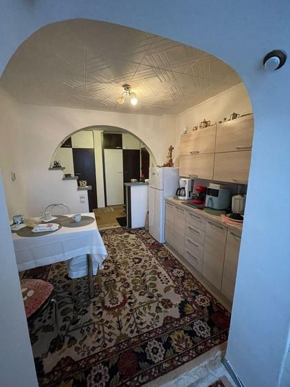 Apartament 2 camere Zona Cet - 3