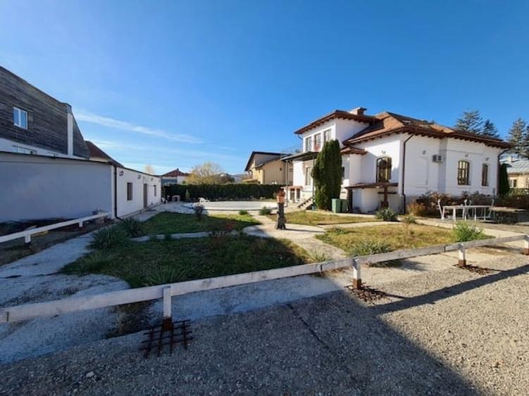 Câmpina, locație strategică pentru clinică medicală, centru de recuperare, spa - 10