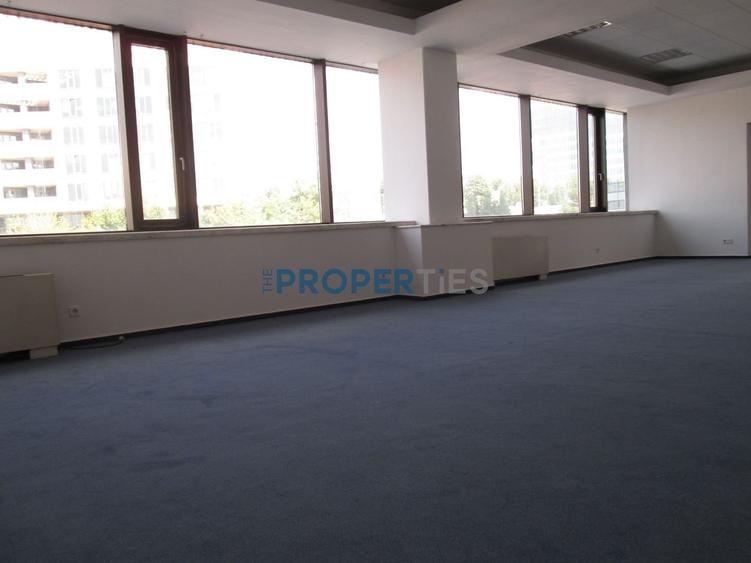 Cladire birouri si showroom in zona Aviatiei - 6