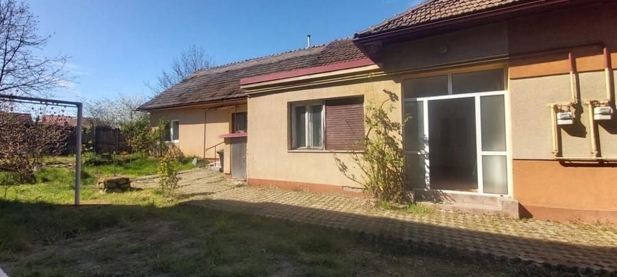 Casa tip duplex , str.Mihai Eminescu ,zona excelenta la strada principala - 3