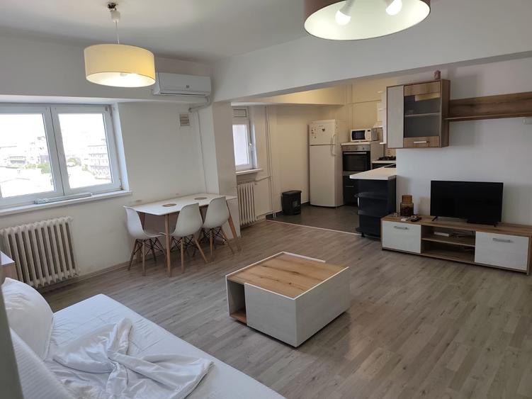 PIATA Universitatii, - 1