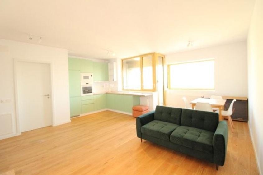 Inchiriere apartament 2 camere|Aviatiei Park|Parcare|Balcon