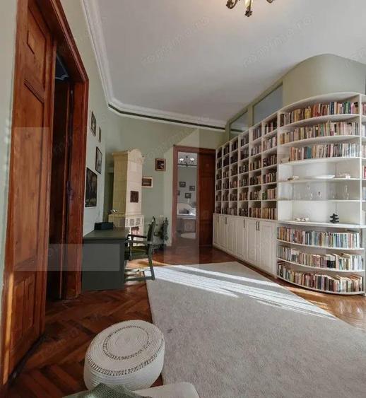 Apartament 3 camere, 132 mp, Pia?a Liberta?ii - 1