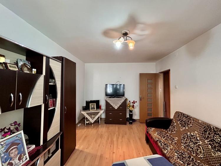 Apartament 2 camere, semidecomandat, Malu Rosu, Ploiesti - 1