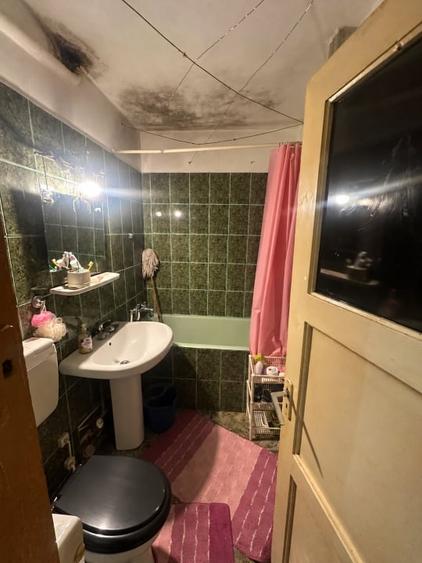Apartament cu 3 camere semidecomandat, mobilat în Titulescu