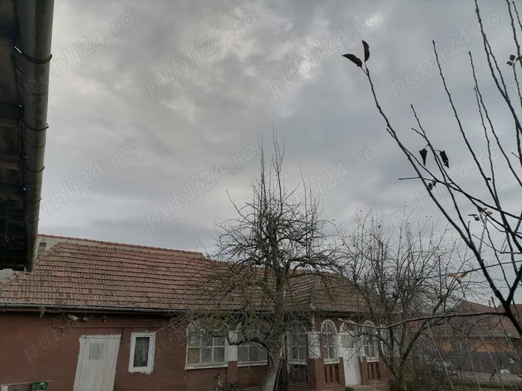 Vand casa in Moresti Mure? 5 camere gaz curent apa canalizare 4.7 ari actele in regula drum asfaltat - 1