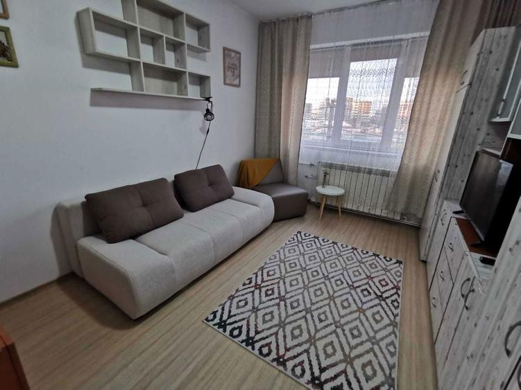 Garsoniera de inchiriat Metrom 20 mp, mobilata, utilata 280 proprietar - 2