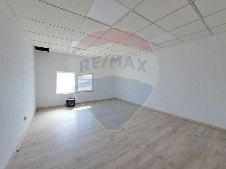 Spațiu comercial de 1500 mp de inchiriat in zona P-ta Presei Libere - 4