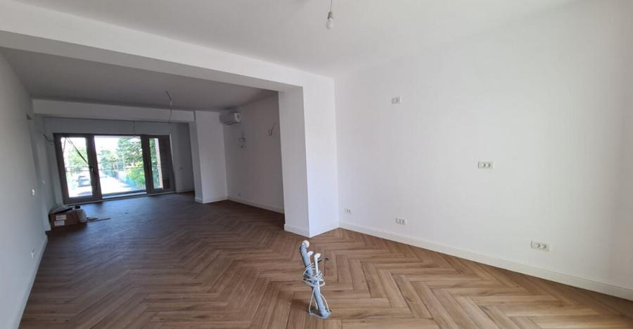 Imobil nou -Afacere,Birouri - 10