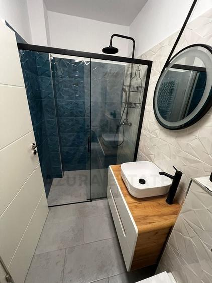 Apartament modern 2 camere etaj 3 lift si parcare pe Calea Surii Mici - 6