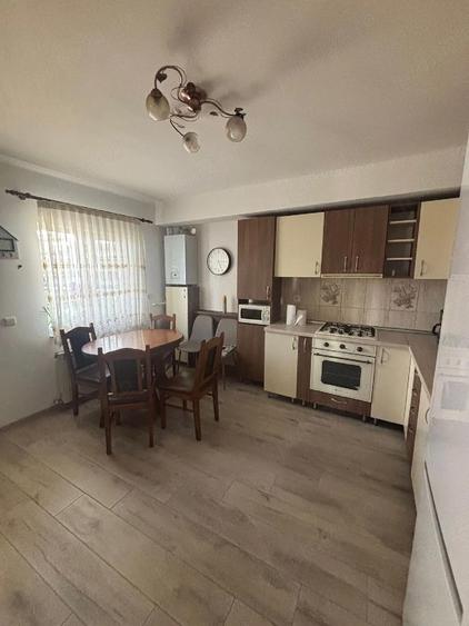 Inchiriez apartament doua camere - 1