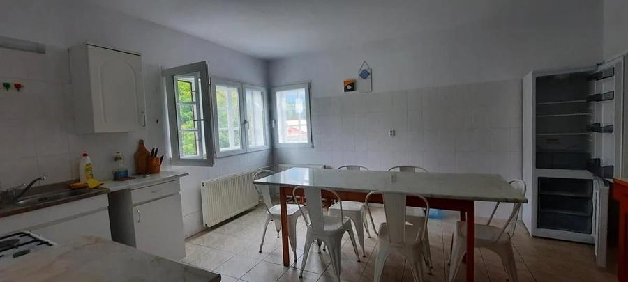 Vila pensiune , zona superba, Zamora, Poiana Tapului, Comision 0!!!! - 9