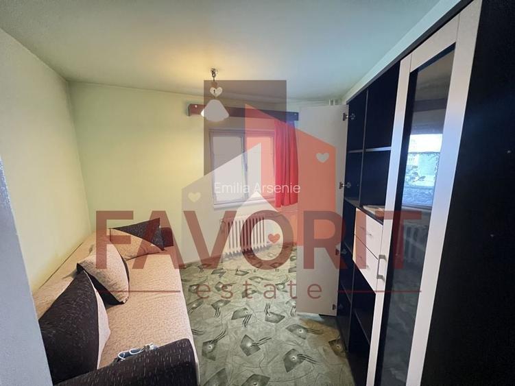 Oportunitate de cumpărare - Apartament 4 camere decomandat, zona Șagului