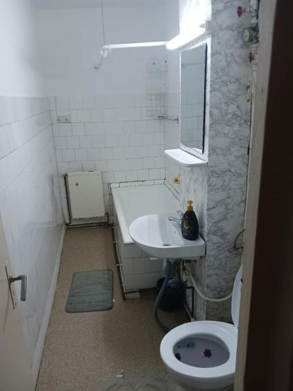 Apartment 2 camere decomandat, etaj 1 , de inchiriat - 2