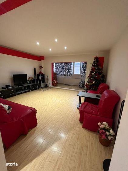 Vand apartament 3 camere central - 2