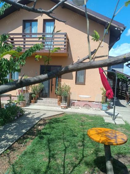 O casa pentru suflet ce a?teapta acum o noua poveste. In Bacu, Joita, 160 mp, 6 camere