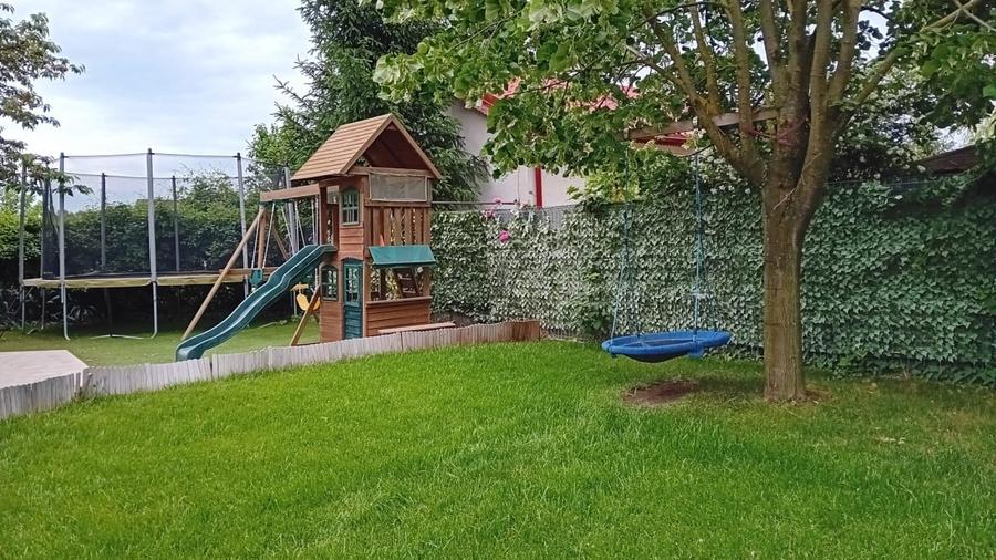 REV2003950 Vila Individuala ideala pentru familie cu 6 camere in Ostratu - 4