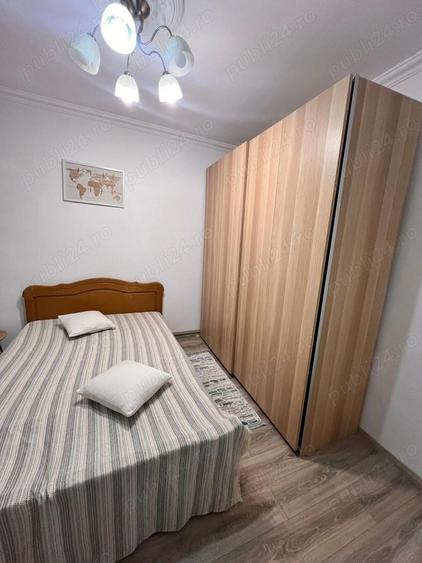 Garsoniera de inchiriat 35 mp Pia?a Domenii 1 Mai 450 EUR - 5