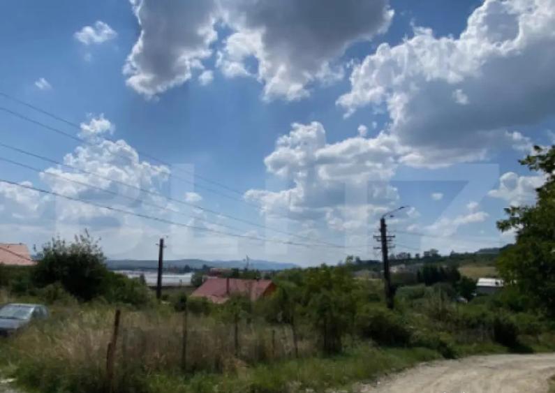 Teren intravilan 7,11 ari- Zona Subcetate, acces 2 drumuri, - 3