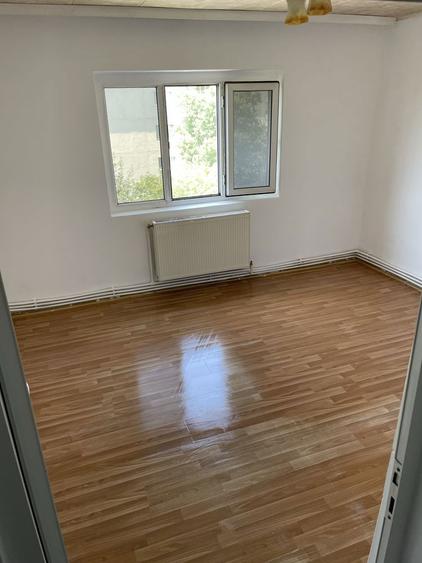 Apartament de vanzare - 7
