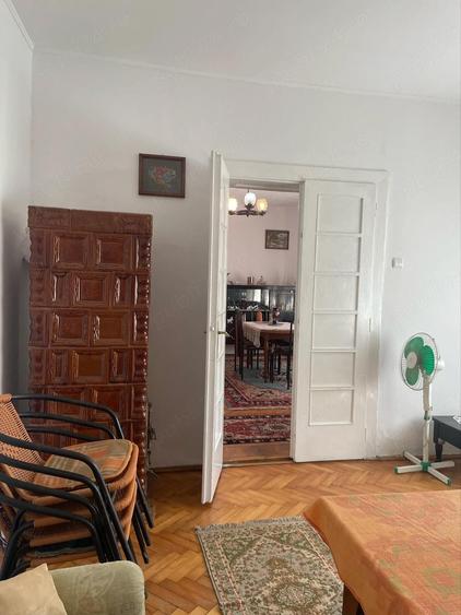 Vand casa si teren str. Closca - 18