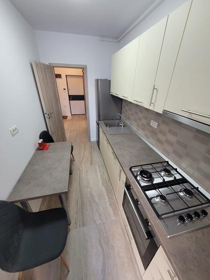 Berceni-Metrou Berceni-Garsoniera decomandata-Prima Inchiriere(300 metri metrou - 8