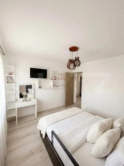 Apartament 4 camere decomandat COMISION 0% CUMPARATOR! - 1