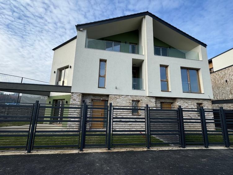 Persoana Fizica vând casa tip duplex , Gheorgheni - 2