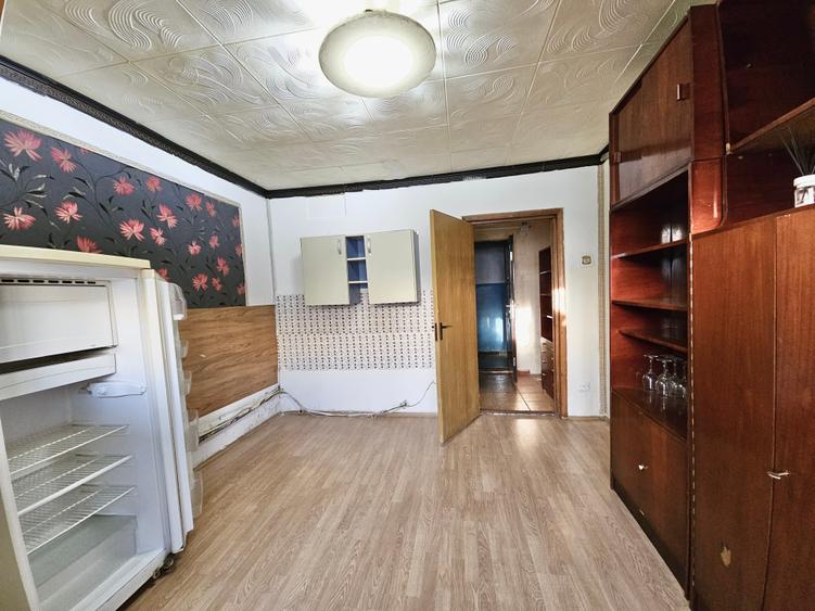 Vând garsonieră Navodari preț 19mii euro - 1