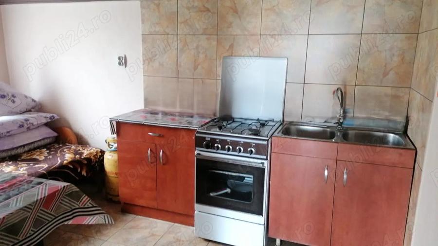 Casa 80 mp + 2.982 mp teren, Costuleni Ia?i, DN28 58.000 negociabil - 4