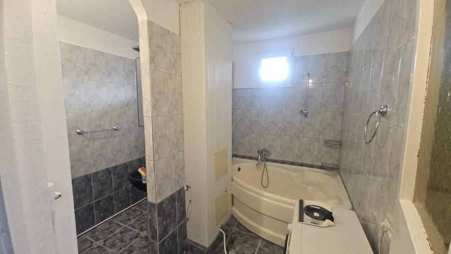 Apartament 3 camere Calea Romanului et.3 - 9