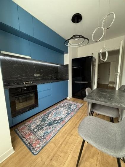 Unirii Monolit vedere fata - 1