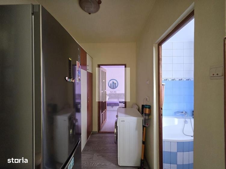 Apartament cu 3 camere decomandat în Deve