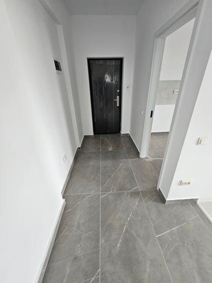 Garsonieră decomandată în Haliu