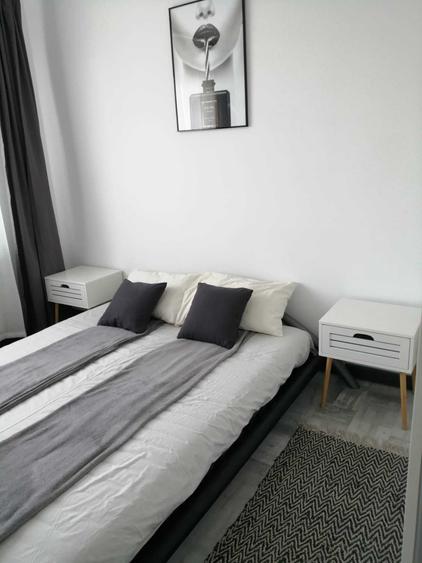 inchiriez ap. 2 camere ultracentral Bar SOHO - 8