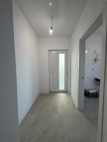 Duplex cu 4 camere cu Canalizare în Săcălaz