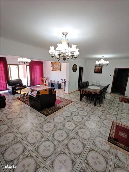 Casă cu 4 camere în Sătuc