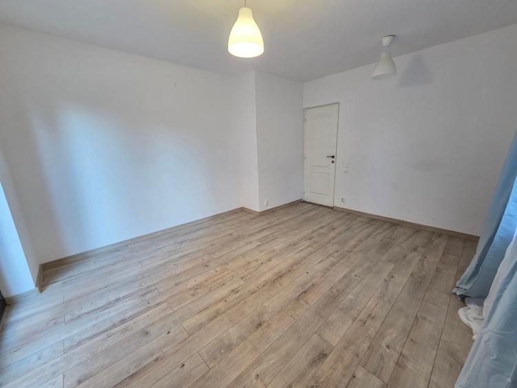 Apartament cu 2 camere decomandat în 13 Septembrie