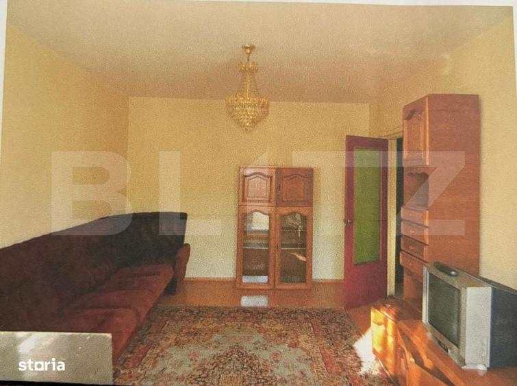 Apartament cu 3 camere decomandat în Central