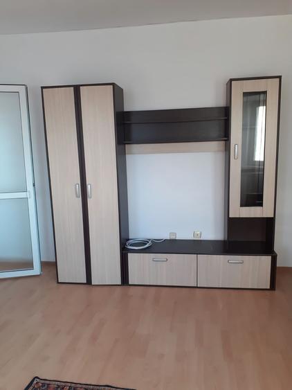 Apartament 2 camere decomandat - 1