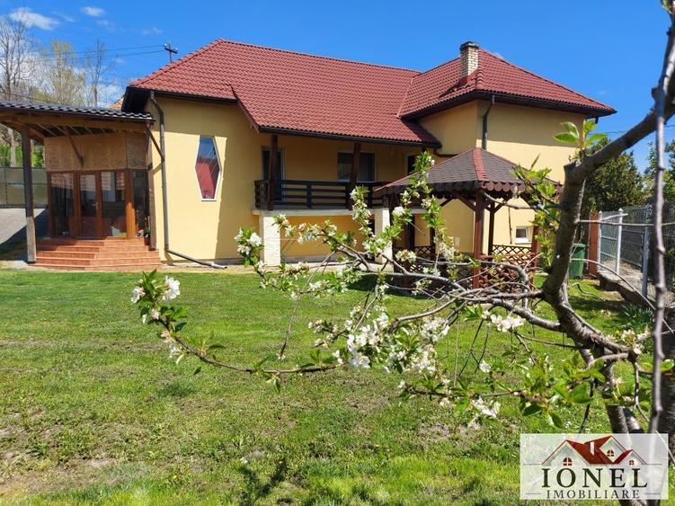 Casă individuală cu 3 camere cu Teren 1717 Mp în Meteș