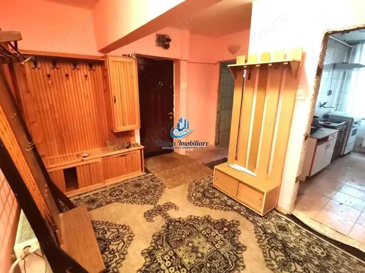 Apartament cu 3 camere decomandat în Precista